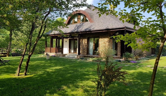 Chalet Hovel in Mănăstirea Humorului