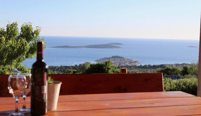 Charming Cabin In Primosten - Sea View