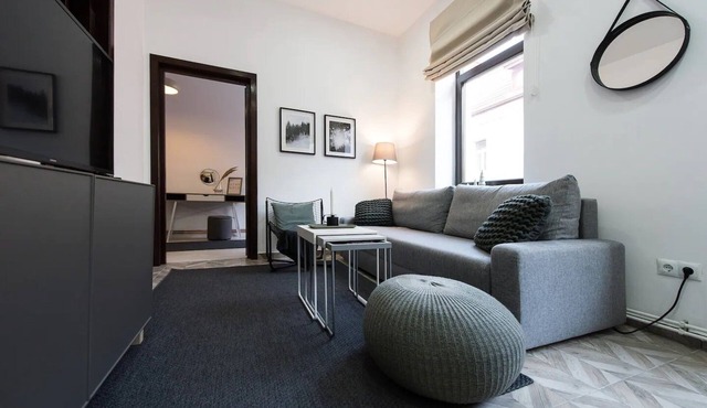 Charming family sized flat in the heart of Brasov Old Town in Brasov