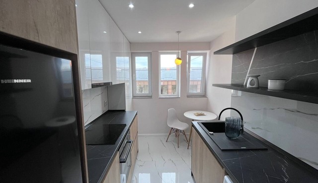 Charming for 2, Pitesti downtown 1-bedroom 1-bath apartment with AC in Pitești
