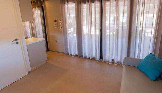 Charming Two-bedroom Mobile Homes Drage - Mobile Home with Sea View and Terrace