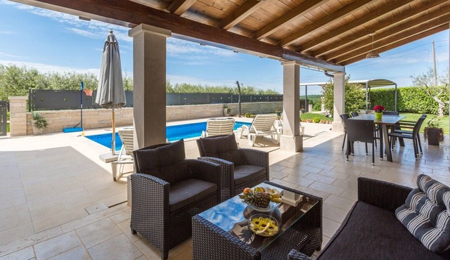 Charming Villa Mia with private pool and children's playground in Selina
