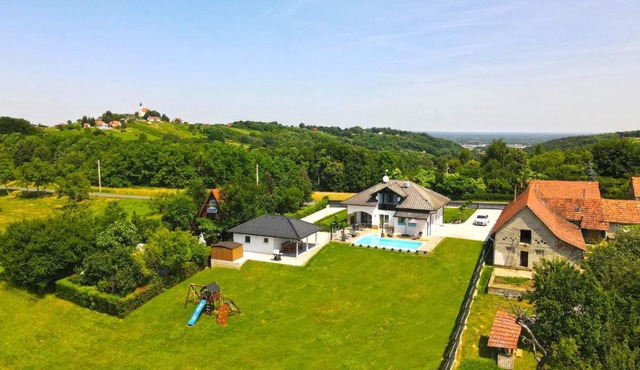 Chill Hill House
