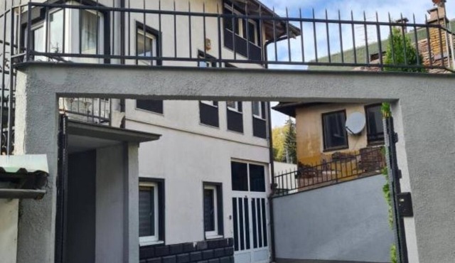 Citadela Suites : Two-Bedroom Apartment in Sarajevo