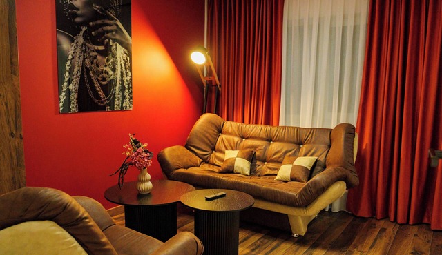 City Break Aparment Craiova Spacious 3-bedroom apartment in Craiova in Craiova