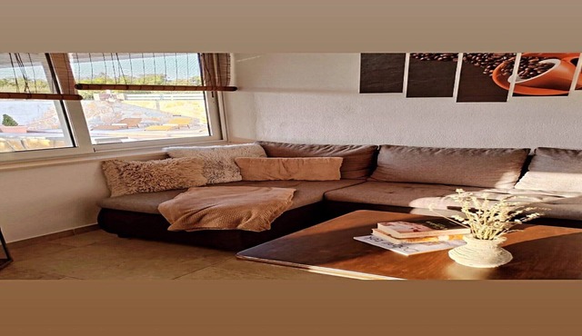 Coastal Holiday Home for 5