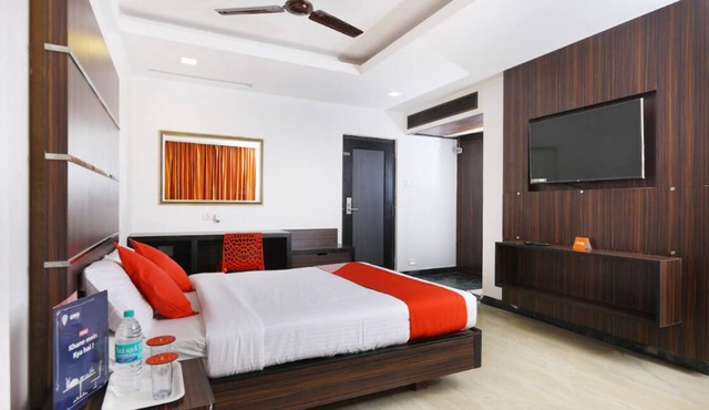 Comfort and Great services budget Hotels @ chennai in Postal Colony