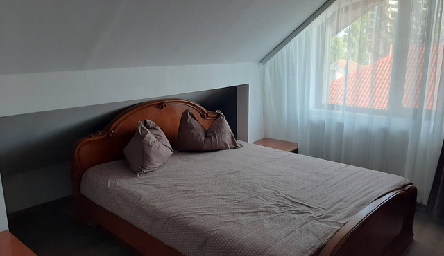Comfort Double Room near Shopping Center in Oradea