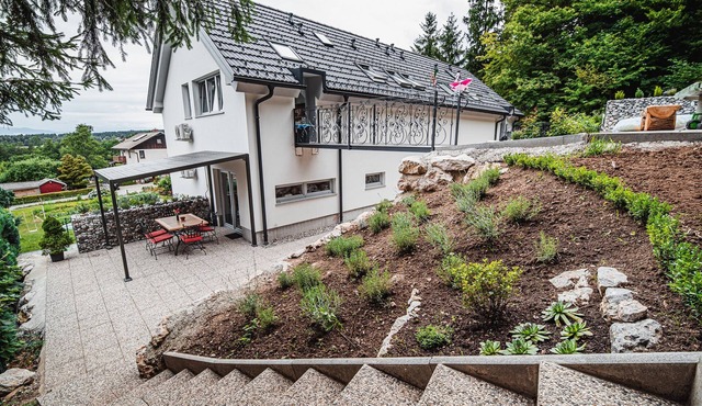 Comfortable two bedroom apartment Rozalija in Preddvor
