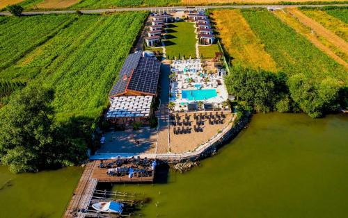 Complex Danube Village - Clisura Dunarii in Sichevita