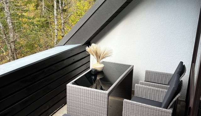 Cosy Golden Hour apartment. Pet-friendly! 10min walk to center of Kranjska Gora! in Kranjska Gora