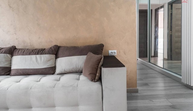 Cozy 2-bedroom apartment in beautiful București with AC in București