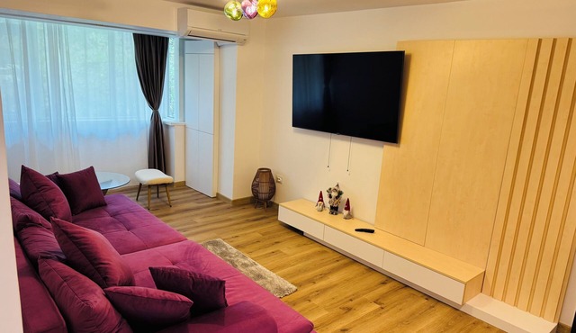 Cozy 2-bedroom apartment in marvelous Craiova with AC in Craiova
