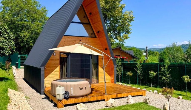 Cozy A-Frame Ayda in Comarnic