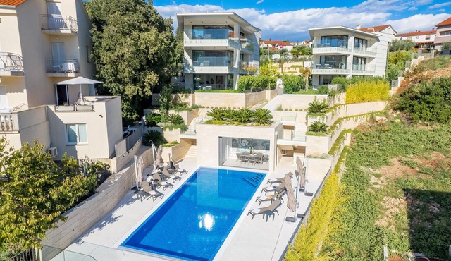 Cozy apartment in Krk with WiFi
