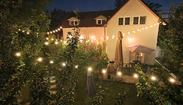 Cozy B&B next to the forest ,10 minutes to Dracula`s monastery ! in Izvorani