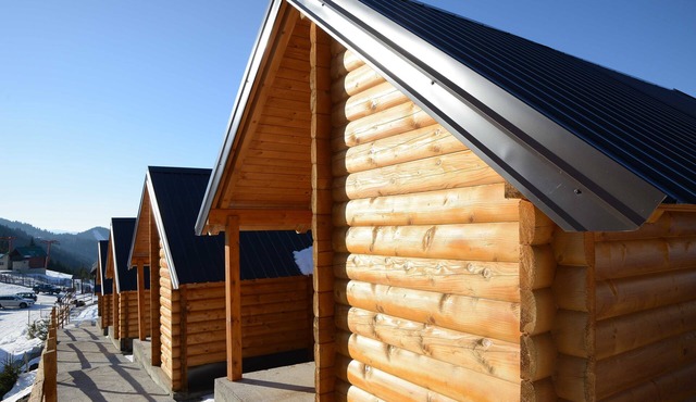 Cozy Berane Stay - Comfort Cottage with balcony 4 in Berane