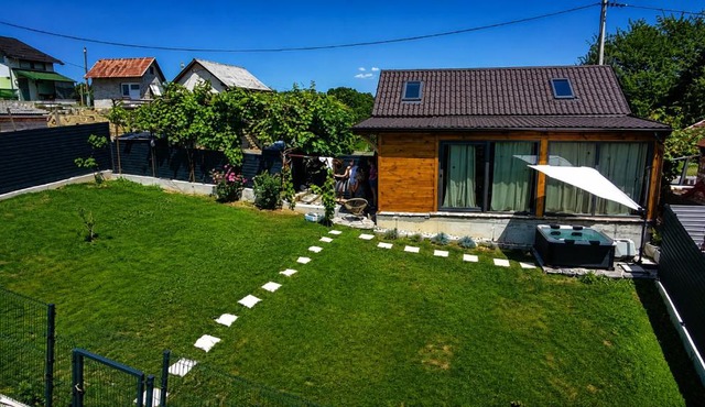 Cozy Chalet LuMa - with vineyards and hills view