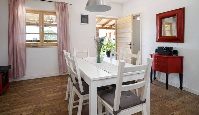 Cozy country house with a hot tub in Ladevci
