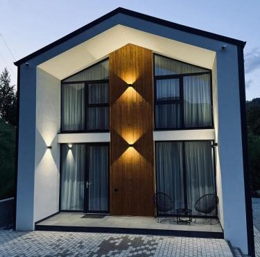 Cozy HillSide in Borsa