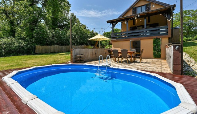Cozy home in Biskupec Zelinski with sauna