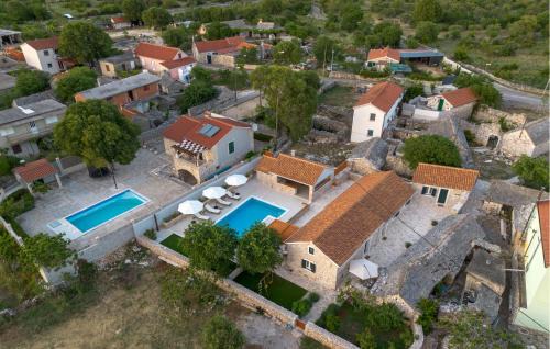 Cozy Home In Primosten