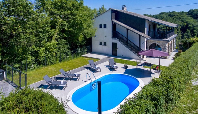 Cozy home in Vinica Breg
