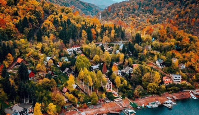 Cozy lake view Villa in CJ