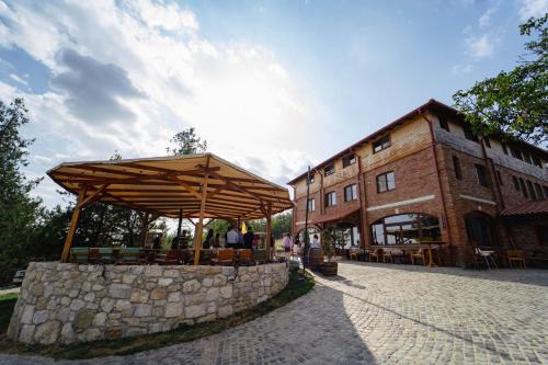 Crama de Piatra Winery Hotel & Conference Hall in Fantanele
