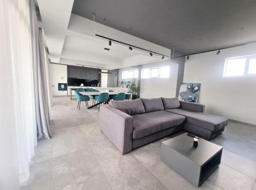 Danizia penthouse in Arad