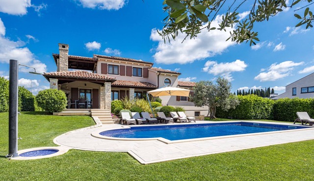 De Flora by Interhome in Pula/Galižana