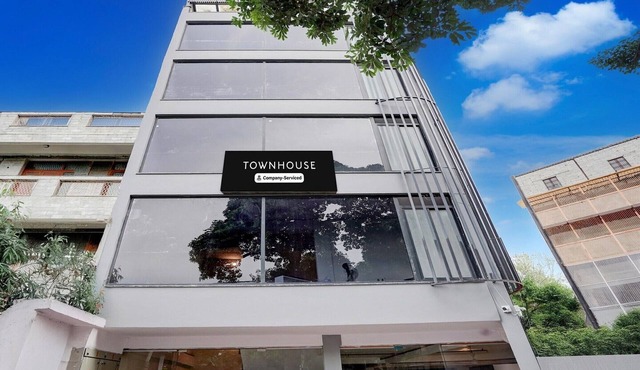 Deluxe Super Townhouse DeluxePreet Vihar in Delhi