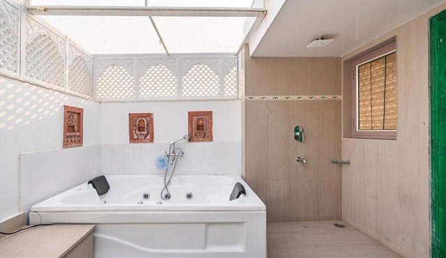 Diwan-E-Khas Platinum Penthouse in New Delhi