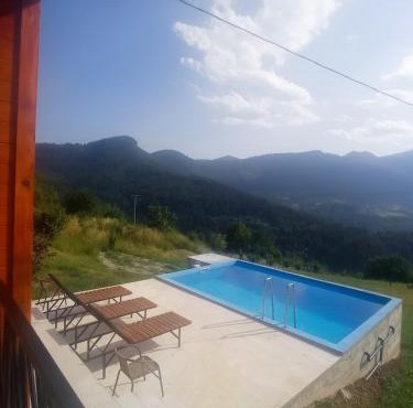 Dobar Pogled 2 in Kamenjača