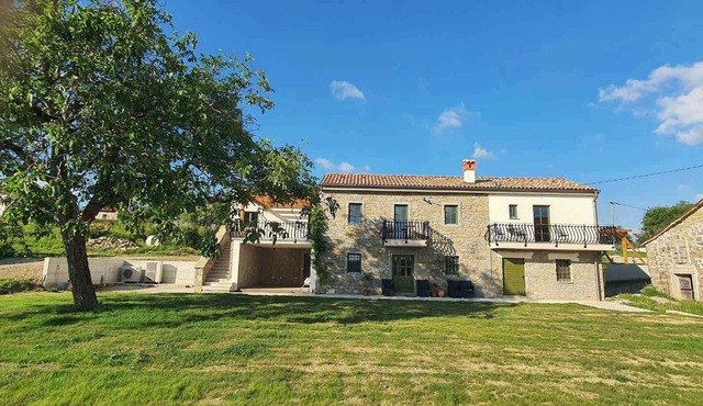Eco farm MARIMA apartment in Koper