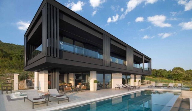 Elegant Villa with Indoor Pool in Koromačno