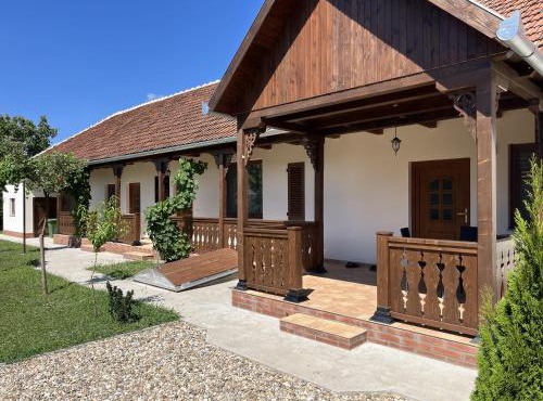 Engstliz House in Foeni