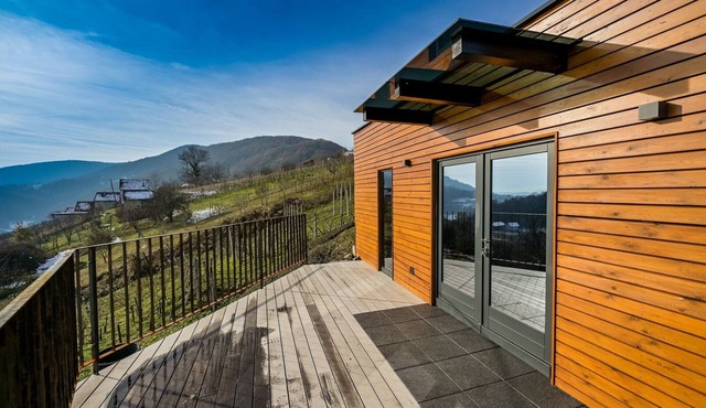 Enjoy and relax with a magnificent view in our wellness sauna house!