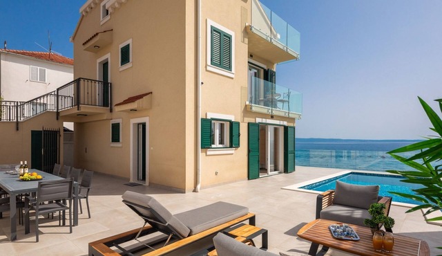 Epetium Beach Villa by Interhome