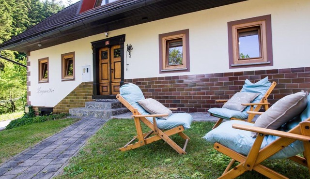 Estate Žagmeštri in Ljubno