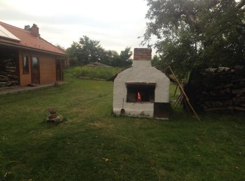 Eszter Guesthouse in Sincraieni