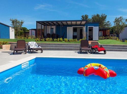 Eurocamp Mobile Homes Kastanija in Novigrad Istria