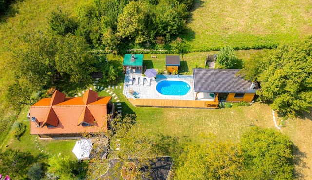 Family friendly house with a swimming pool Sveti Ivan Zelina, Prigorje (K-20657)