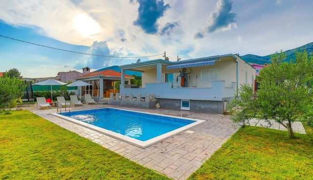 Family-Friendly Holiday Home with Private Pool, Playground, and BBQ - Three Bedroom Holiday Home