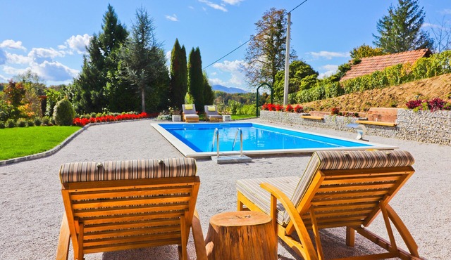 Family friendly house with a swimming pool Gornja Voća, Zagorje (K-11873)