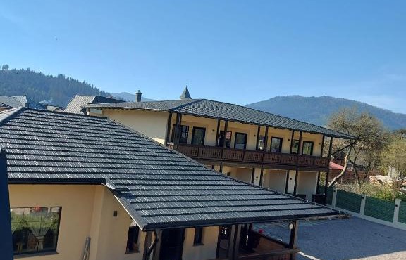 Fexada Home in Vama