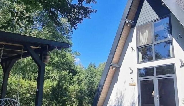Forest A-Frame Cabin | Jacuzzi, Făgăraș Mountain Views & Near Transfăgărășan in Porumbacu de Sus