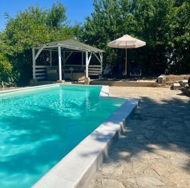 GARDEN OASIS GUEST HOUSE in Sremski Karlovci