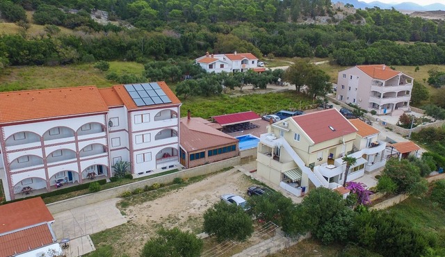 Golden Coast Villa Caska - Two Bedroom Apartment with Sea View and Balcony