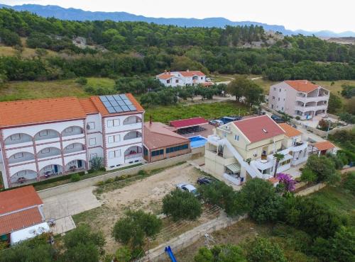 Golden Coast Villa Caska